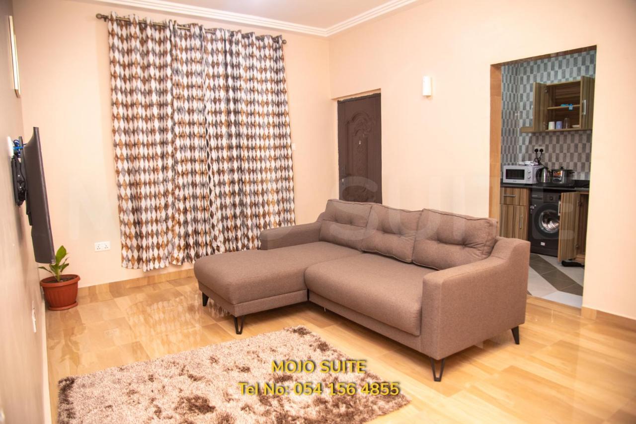 Mojo Apartment, Tema Buitenkant foto