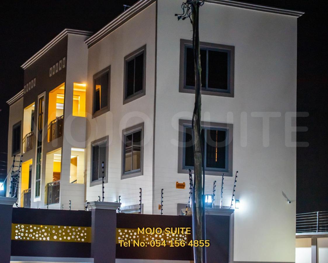 Mojo Apartment, Tema Buitenkant foto